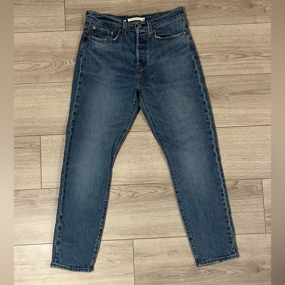 Levi’s Wedgie Jeans